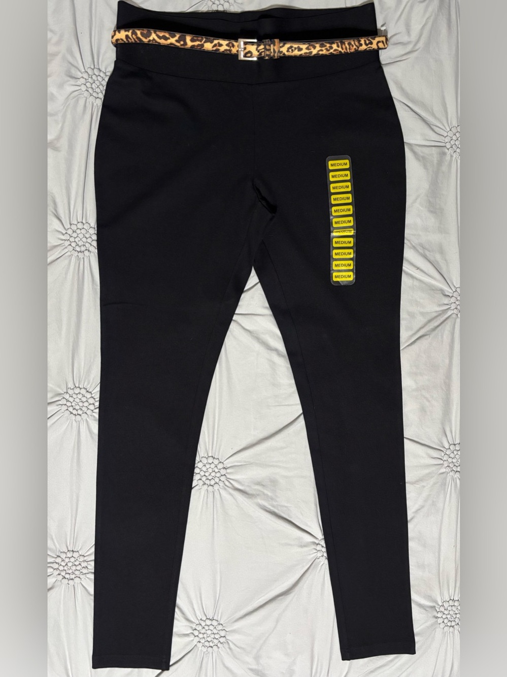 Women’s black TAHARI high-waist slim leg stretch pull-on pants NEW Size